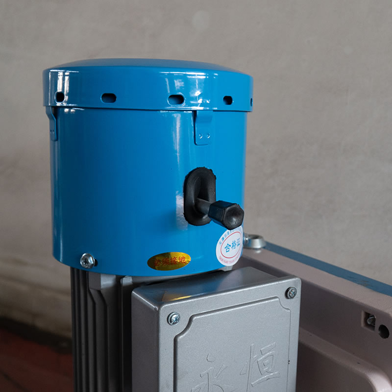 รอกสลิงลากลวดแนวตั้ง