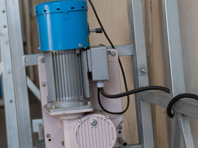 ลิฟต์ฉุดไฟฟ้า