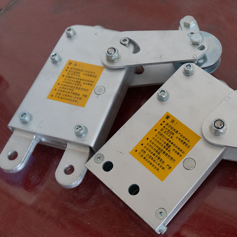 ระบบกันสะเทือนแบบป้องกันการเอียงล็อคเพื่อความปลอดภัย ระบบกันสะเทือนแบบป้องกันการเอียงล็อคเพื่อความปลอดภัย